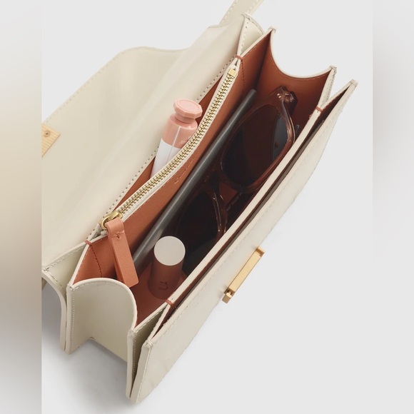 Quince Italian Leather Box Shoulder Bag – Cream - Picture 10 of 11